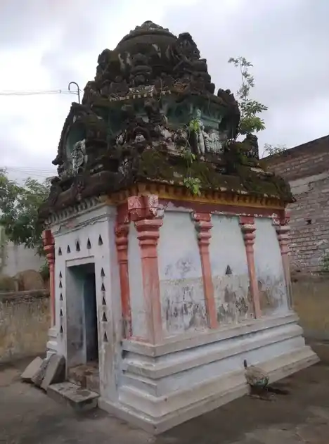 Arulmigu Veerabathirasamy Temple, Periyakozhapallur - 604406 அருள்மிகு வீரபத்திரசாமி திருக்கோயில், Periyakozhapallur - 604406, Tiruvannamalai - Ancient Temple Architecture and History Image 2