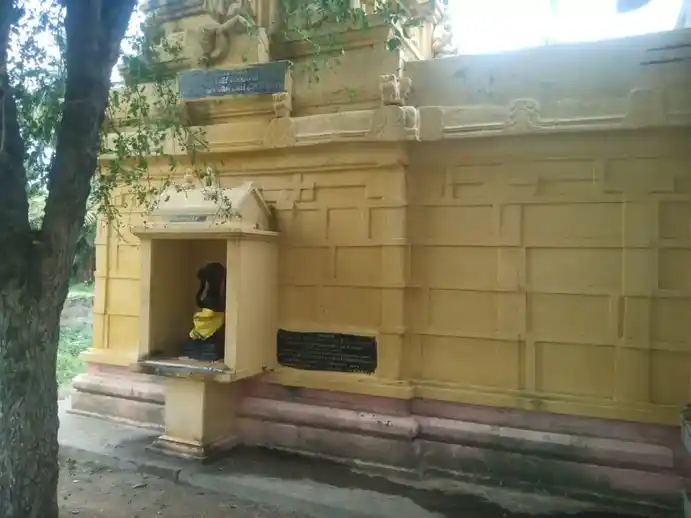 Arulmigu Veerabathiraswamy Temple, Amaravathipattinam Tholasampatty Main Road, Amarakundhi - 636503 அருள்மிகு விரபத்திர சுவாமி என்கின்ற வீரேஷ்வரர் சுவாமி திருக்கோயில், Amaravathipattinam Tholasampatty Main Road, அமரகுந்தி - 636503, Salem - Ancient Temple Architecture and History Image 8
