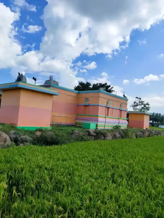 Arulmigu Veerabathiraswamy Temple, Krp Dam Near, Periyamuthur - 635101 அருள்மிகு வீரபத்திரசுவாமி திருக்கோயில், பெரியமுத்தூர் - 635101, Krishnagiri - Ancient Temple Architecture and History Image 2