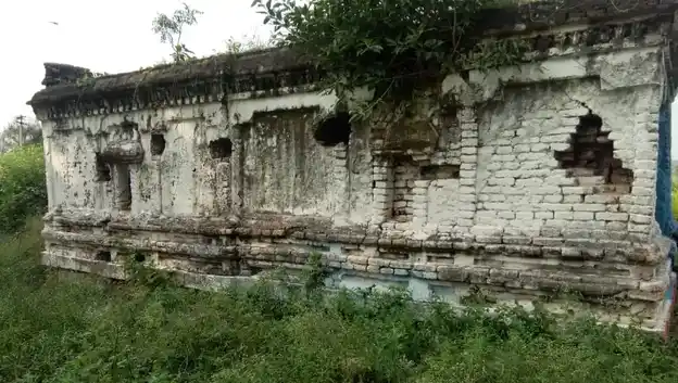 Arulmigu Veerabathiraswamy Temple, Nachanampatti - 636903 அருள்மிகு வீரபத்திரசாமி திருக்கோயில், Nachanampatti - 636903, Dharmapuri - Ancient Temple Architecture and History Image 4