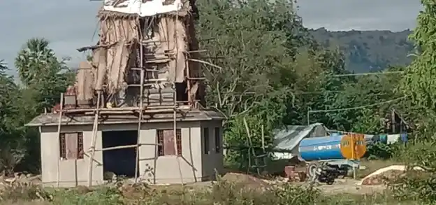 Arulmigu Veerabathiraswamy Temple, Tatarahalli - 635123 அருள்மிகு வீரபத்திர சுவாமி திருக்கோயில், தட்ரஅள்ளி - 635123, Krishnagiri - Ancient Temple Architecture and History Image 2