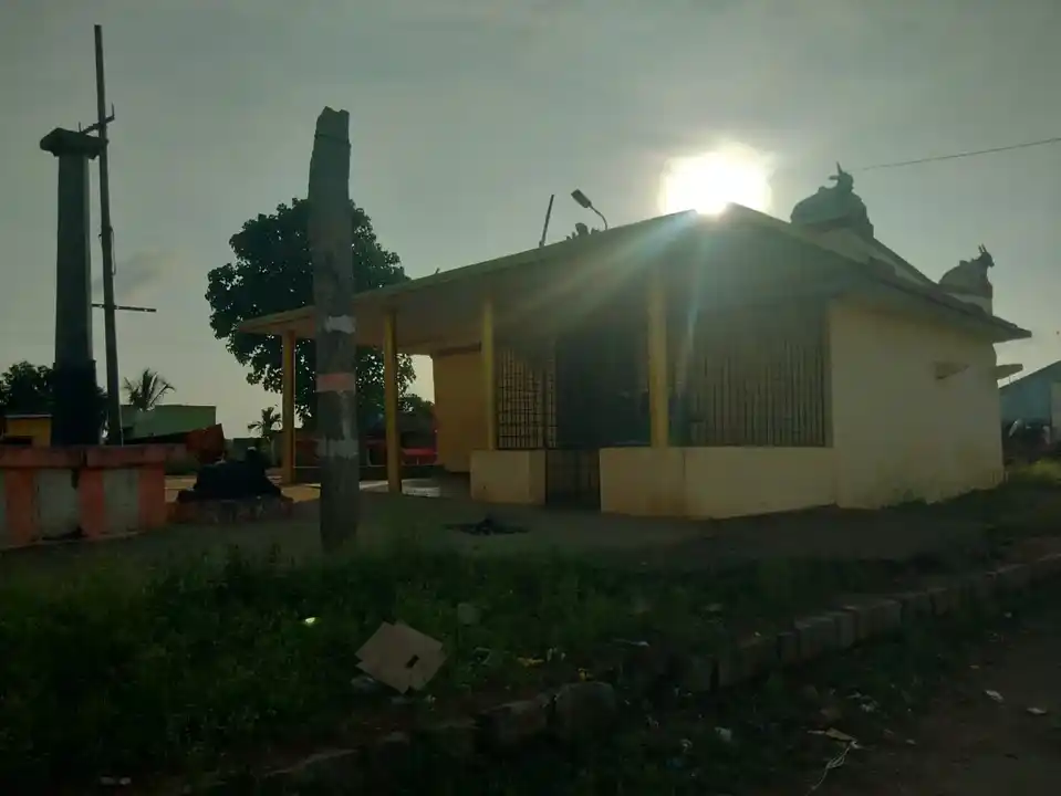 Arulmigu Veerabathra Swamy Temple, Kothanoor - 635107 Temple