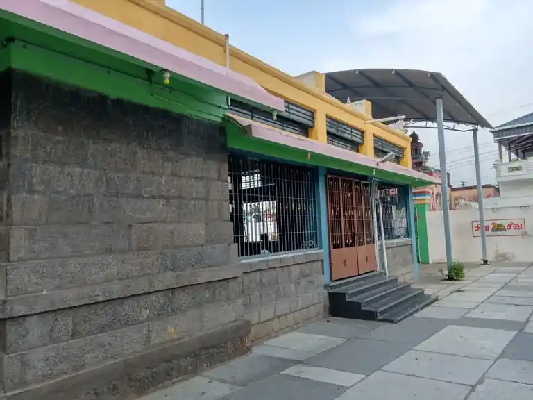 Arulmigu Veerabathraswamy Temple, Namagiripettai - 637406