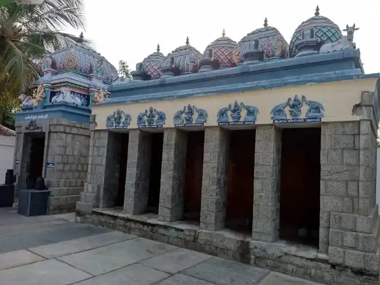 Arulmigu Veerabathraswamy Temple, Namagiripettai - 637406 அருள்மிகு வீரபத்திரசாமி திருக்கோயில், Namagiripettai - 637406, Namakkal - Ancient Temple Architecture and History Image 6