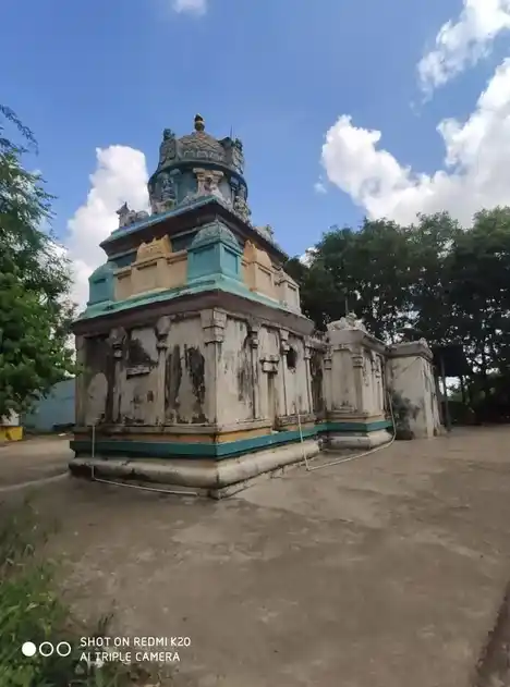 Arulmigu Veerabathraswamy Temple, Parvathamalai Adivaram, Thenmadhimangalam - 606906 அருள்மிகு வீரபத்திரசுவாமி திருக்கோயில், பருவதமலை அடிவாரம், தென்மகாதேவிமங்கலம் - 606906, Tiruvannamalai - Ancient Temple Architecture and History Image 2