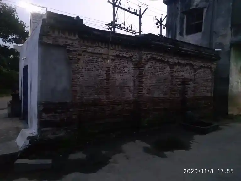 Arulmigu Veerabathraswamy Temple, Salavakkam - 603107 அருள்மிகு வீரபத்திரசுவாமி திருக்கோயில், சாலவாக்கம் - 603107, Kancheepuram - Ancient Temple Architecture and History Image 3