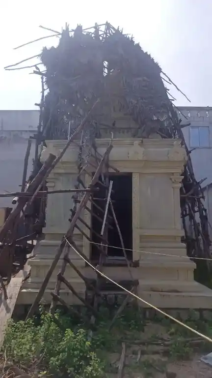 Arulmigu Veerabathraswamy Temple, Thakkolam - 631001