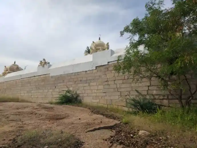 Arulmigu Veerachalaswarar Temple, Rachandarthirumalai - 621313 அருள்மிகு விராச்சிலேஸ்வரர் திருக்கோயில், Rachandarthirumalai - 621313, Karur - Ancient Temple Architecture and History Image 2