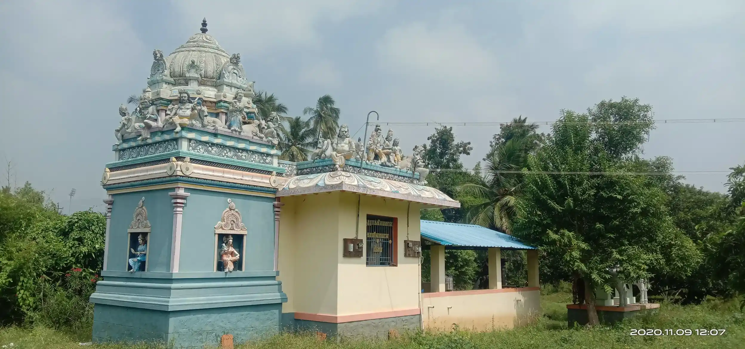 Arulmigu Veerachinnamal Temple, Punnapatti - 624401