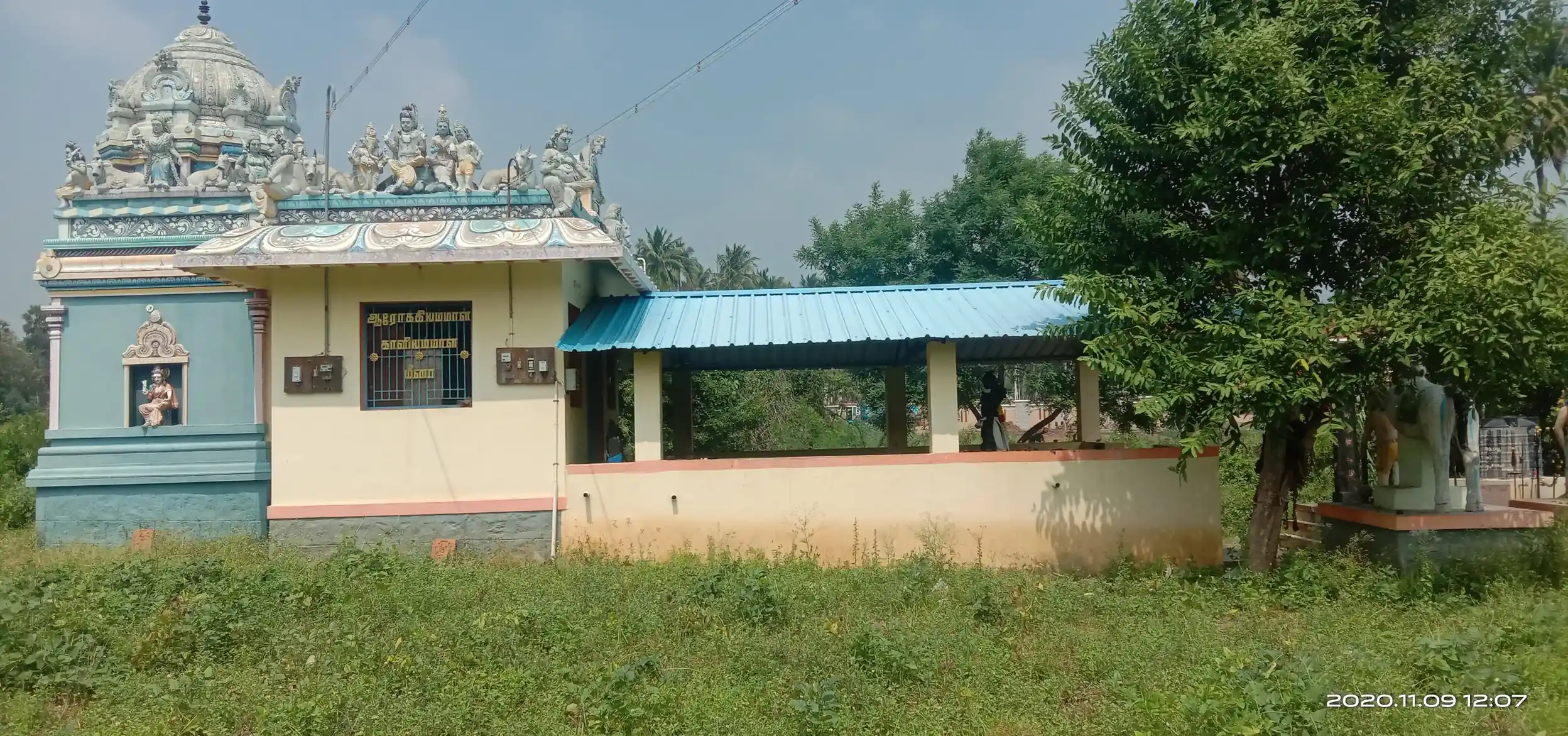 Arulmigu Veerachinnamal Temple, Punnapatti - 624401 அருள்மிகு வீரசின்னம்மாள் திருக்கோயில், Punnapatti - 624401, Dindigul - Ancient Temple Architecture and History Image 4