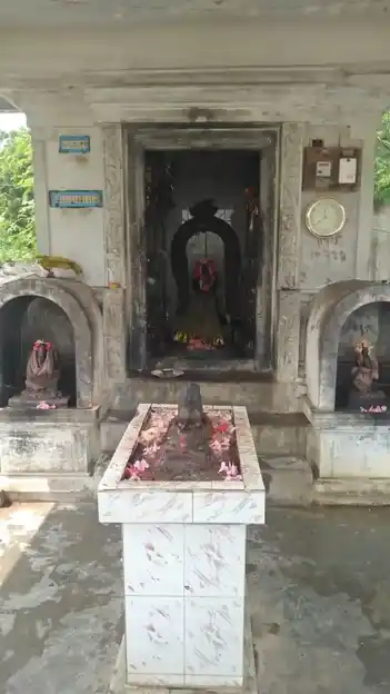 Arulmigu Veerakaaliyamman Temple, Ragunathapuram, Puliyanthurai - 609101 Arulmigu Veerakaaliyamman Temple, Ragunathapuram, Sirkazhi - 609101, Mayiladuthurai - Ancient Temple Architecture and History Image 3