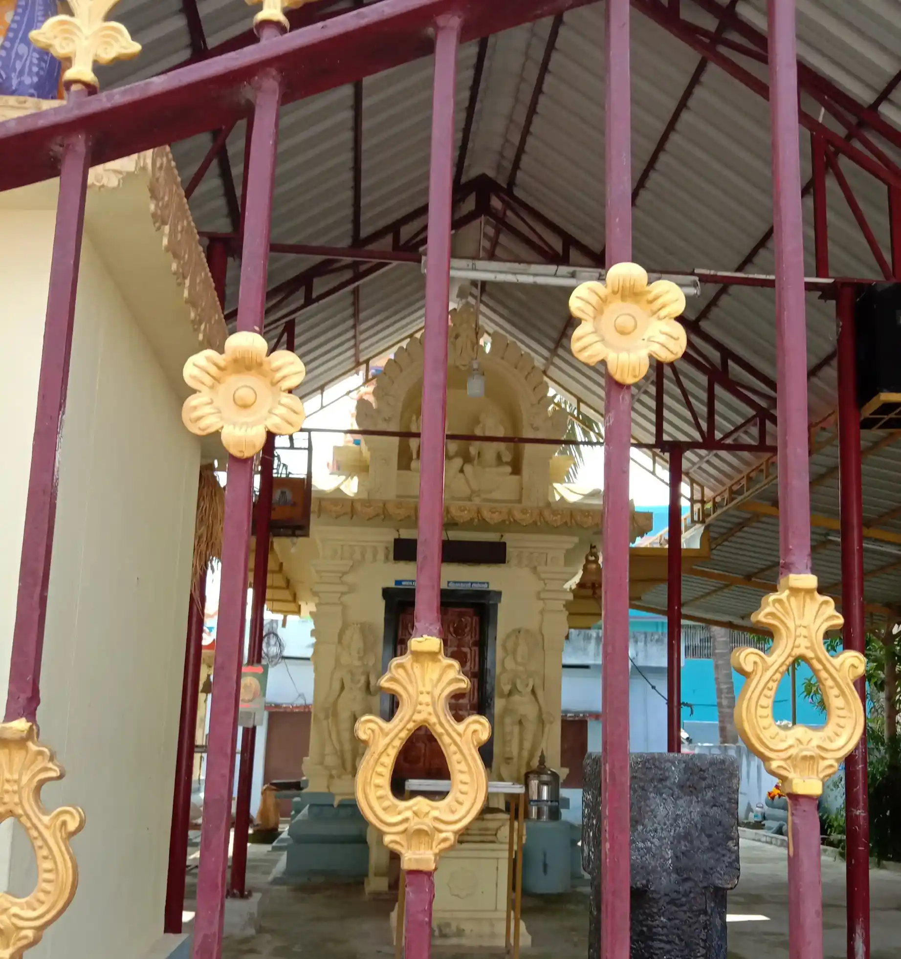 Arulmigu Veerakaliamman Temple, Putheri - 629001 அருள்மிகு வீரமாகாளியம்மன் திருக்கோயில், Putheri - 629001, Kanyakumari - Ancient Temple Architecture and History Image 4