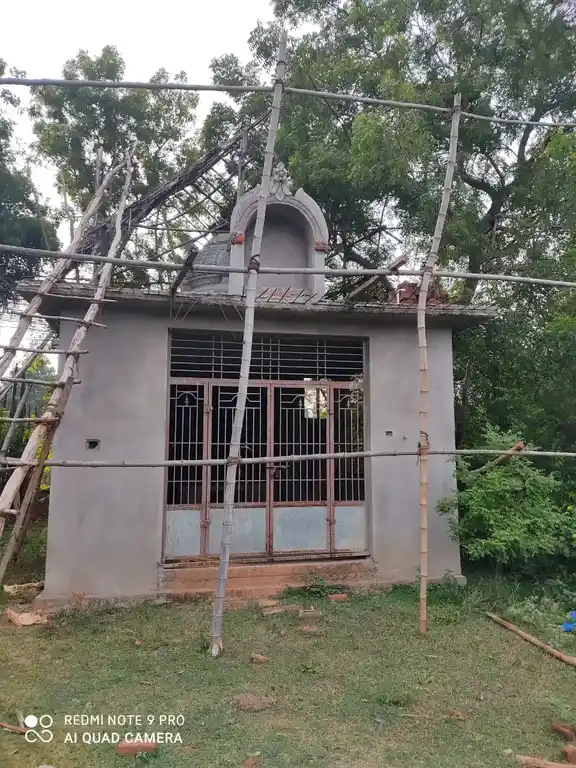 Arulmigu Veerakkan Temple, Varadhrajanpetti - 621805 அருள்மிகு வீரக்காண் திருக்கோயில், Varadhrajanpetti - 621805, Ariyalur - Ancient Temple Architecture and History Image 3