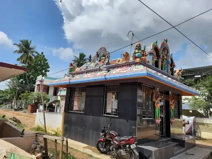 Arulmigu Veerama Kaliyamman Temple, Saakkupeatai, Mannargudi - 614001 அருள்மிகு வீரமாகாளியம்மன் திருக்கோயில், Saakkupeatai, Mannargudi - 614001, Thiruvarur - Ancient Temple Architecture and History Image 4