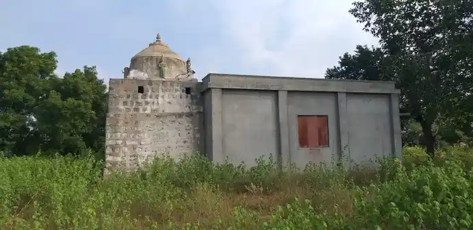 Arulmigu Veeramaathi Temple, Chengappalli - 638812 அருள்மிகு வீரமாத்தி திருக்கோயில், Chengappalli - 638812, Tiruppur - Ancient Temple Architecture and History Image 2