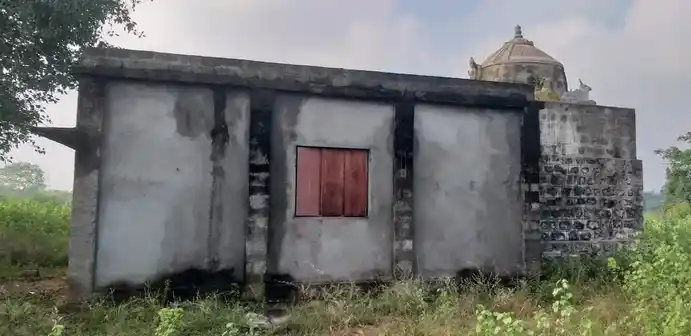 Arulmigu Veeramaathi Temple, Chengappalli - 638812 அருள்மிகு வீரமாத்தி திருக்கோயில், Chengappalli - 638812, Tiruppur - Ancient Temple Architecture and History Image 3