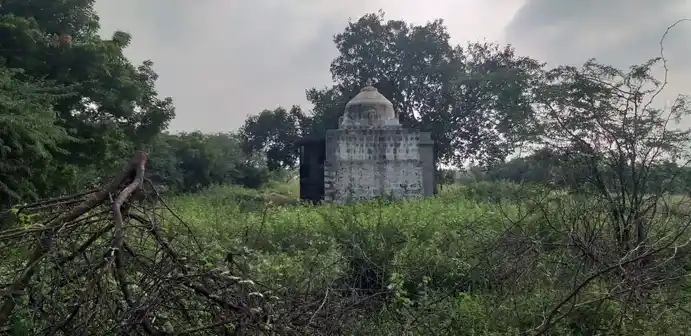 Arulmigu Veeramaathi Temple, Chengappalli - 638812 அருள்மிகு வீரமாத்தி திருக்கோயில், Chengappalli - 638812, Tiruppur - Ancient Temple Architecture and History Image 4
