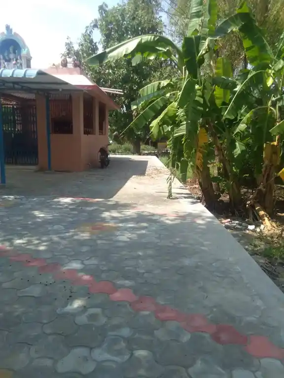 Arulmigu Veeramaathiamman Temple, Kachchippalli - 637102 அருள்மிகு வீரமாத்தியம்மன் திருக்கோயில், Kachchippalli - 637102, Salem - Ancient Temple Architecture and History Image 4