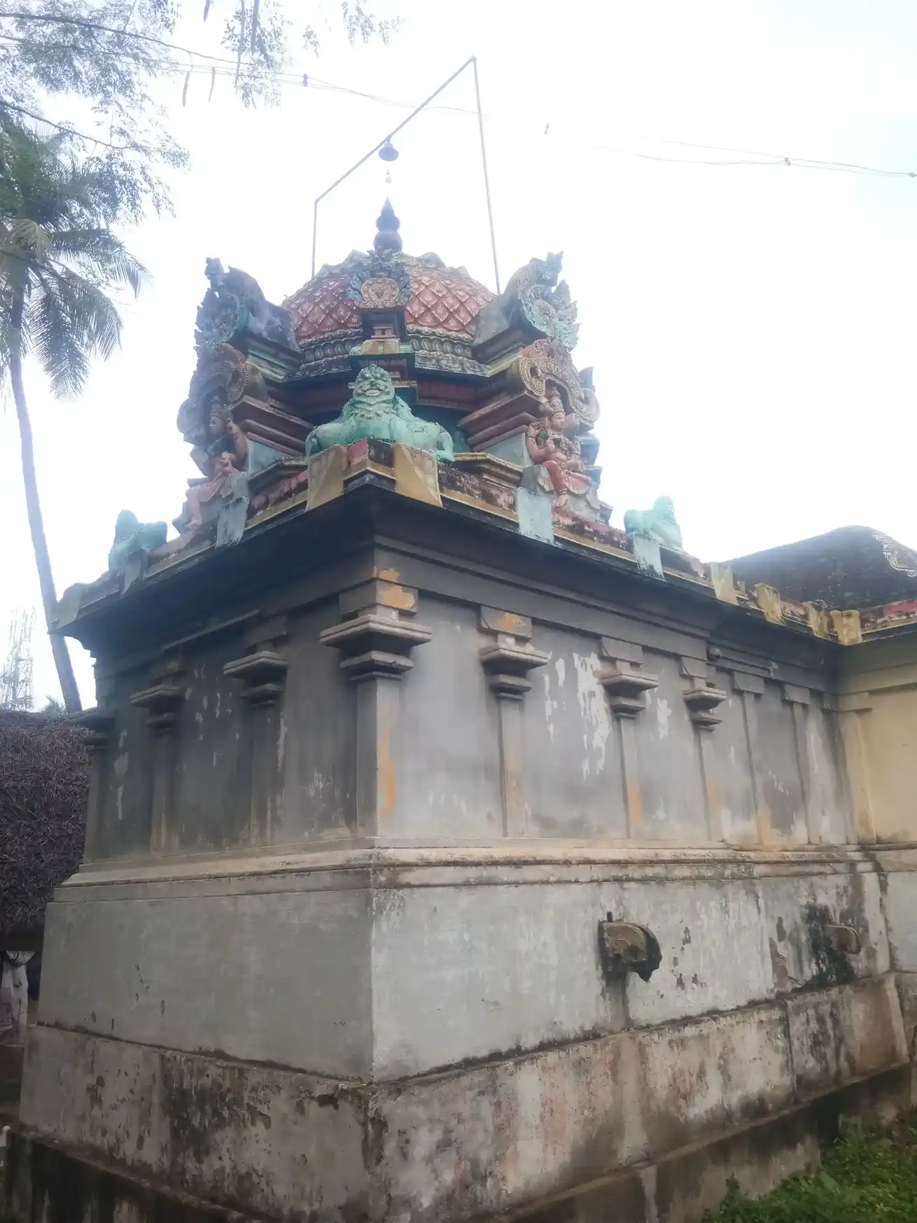 Arulmigu Veeramagaliyamman Vagaiyara Temple, Thirupalathurai - 614205 அருள்மிகு வீரமாகாளியம்மன் வகையறா திருக்கோயில், Thirupalathurai - 614205, Thanjavur - Ancient Temple Architecture and History Image 3