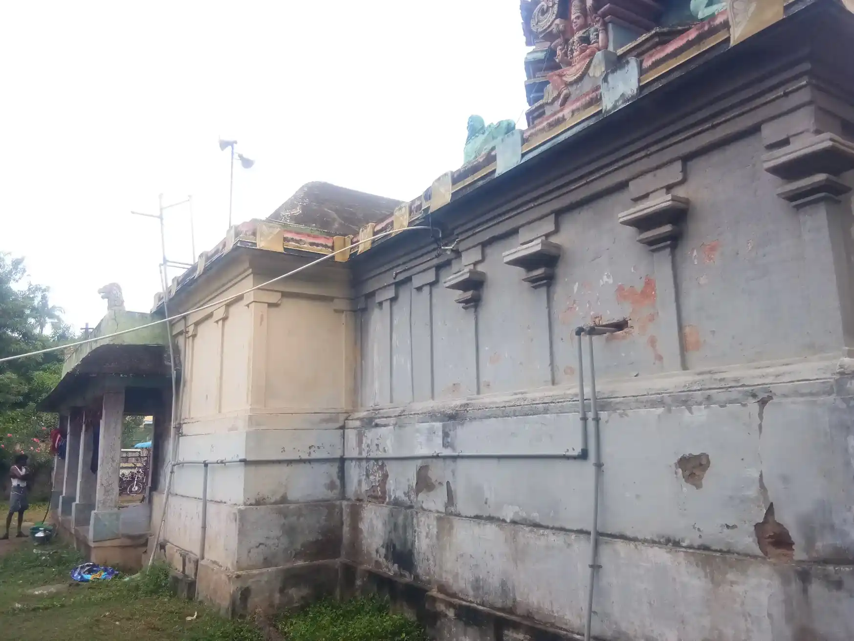 Arulmigu Veeramagaliyamman Vagaiyara Temple, Thirupalathurai - 614205 அருள்மிகு வீரமாகாளியம்மன் வகையறா திருக்கோயில், Thirupalathurai - 614205, Thanjavur - Ancient Temple Architecture and History Image 4