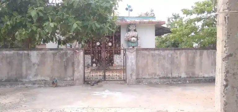 Arulmigu Veeramakaaliyamman Temple, Keelakkurichi - 622101 அருள்மிகு வீரமாகாளியம்மன் திருக்கோயில், கீழக்குறிச்சி - 622101, Pudukkottai - Ancient Temple Architecture and History Image 4