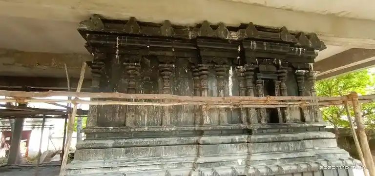 Arulmigu Veeramakaaliyamman Temple, Kottaiyur - 622507 அருள்மிகு வீரமாகாளியம்மன் திருக்கோயில், Kottaiyur - 622507, Pudukkottai - Ancient Temple Architecture and History Image 5