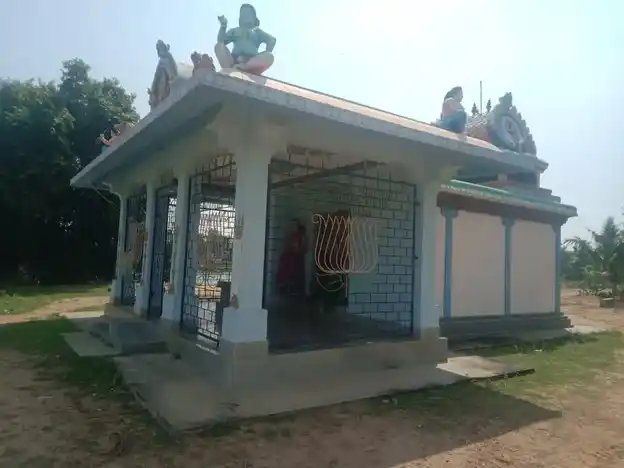 Arulmigu Veeramakali Amman And Valavandai Ayyanar Temple, Kavarapattu - 614625 அருள்மிகு வீரமாகாளியம்மன் மற்றும் வளவண்ட அய்யனார் திருக்கோயில், காவாரப்பட்டு - 614625, Thanjavur - Ancient Temple Architecture and History Image 7