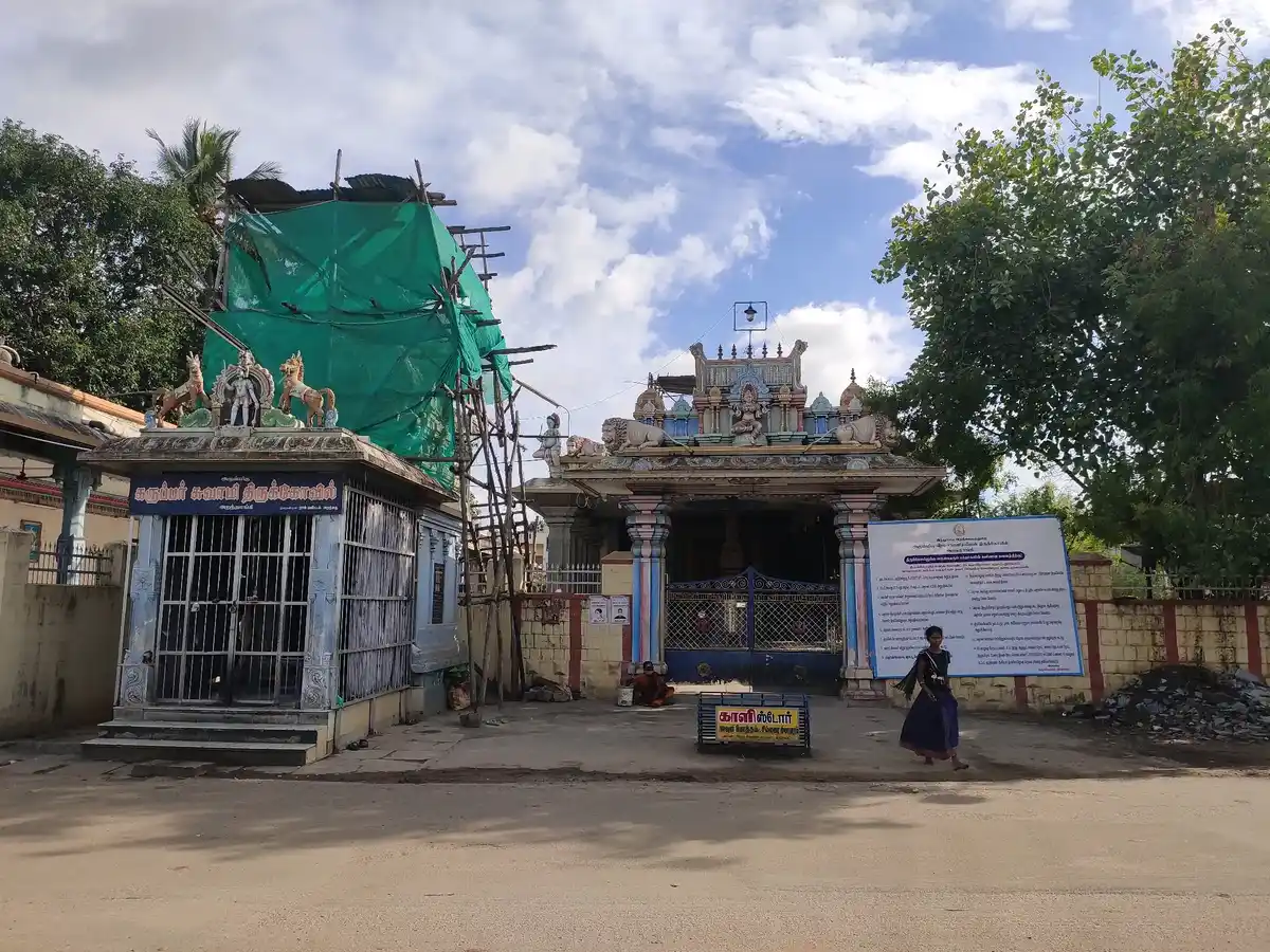 Arulmigu Veeramakaliamman Temple, Aranthangi - 614616 அருள்மிகு வீரமாகாளியம்மன் திருக்கோயில், அறந்தாங்கி நகர் மற்றும் வட்டம் - 614616, Pudukkottai - Ancient Temple Architecture and History Image 2