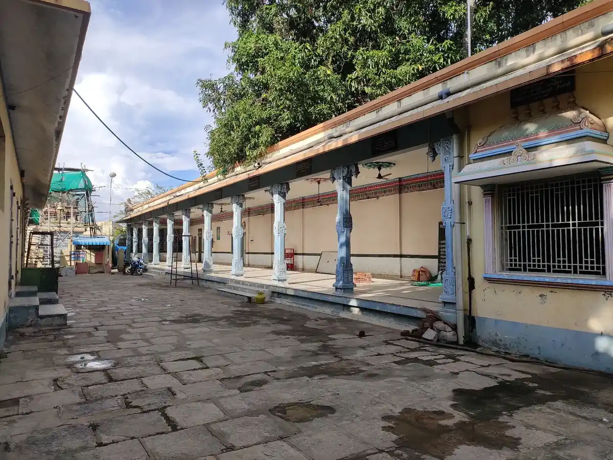 Arulmigu Veeramakaliamman Temple, Aranthangi - 614616 அருள்மிகு வீரமாகாளியம்மன் திருக்கோயில், அறந்தாங்கி நகர் மற்றும் வட்டம் - 614616, Pudukkottai - Ancient Temple Architecture and History Image 3