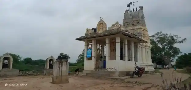 Arulmigu Veeramakaliamman Temple, Muppaiyur - 623402 அருள்மிகு வீரமாகாளியம்மன் திருக்கோயில், Muppaiyur - 623402, Sivagangai - Ancient Temple Architecture and History Image 3