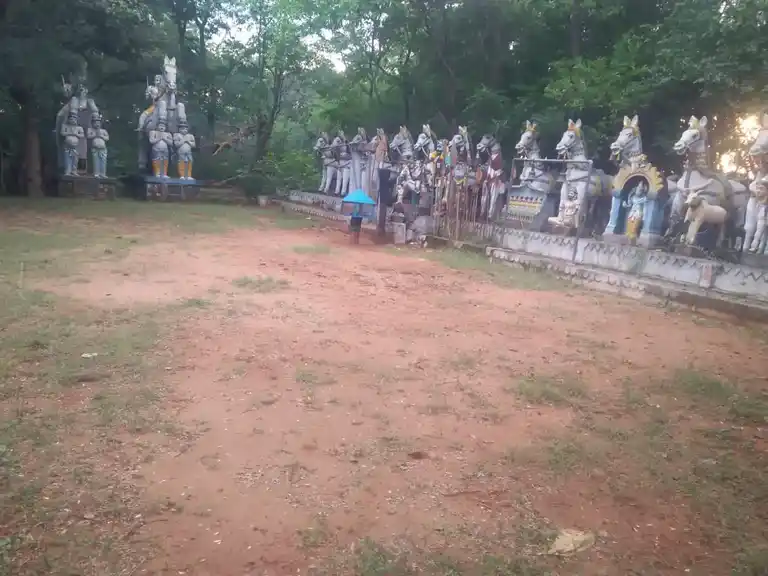 Arulmigu Veeramalai Karuppasamy Temple, Sevalpatti - 621311 Arulmigu Veeramalai Karuppasamy Temple, Sevalpatti - 621311, Thiruchirappalli - Ancient Temple Architecture and History Image 3
