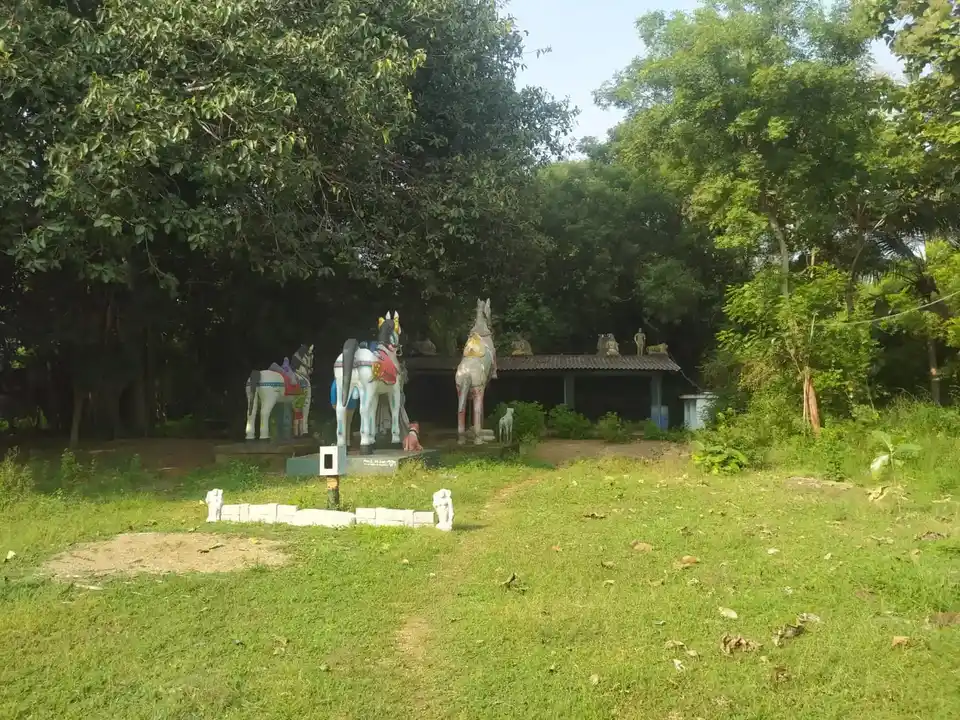 Arulmigu Veeramuthiriyar Temple, Chokkanathapuram - 621716 அருள்மிகு வீரமுத்திரையர் திருக்கோயில், Chokkanathapuram, Chokkanathapuram - 621716, Ariyalur - Ancient Temple Architecture and History Image 2