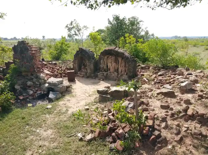 Arulmigu Veeramuthiriyar Temple, Kaveripalayam - 621718 Temple