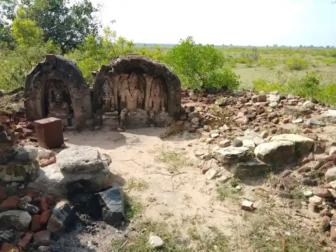 Arulmigu Veeramuthiriyar Temple, Kaveripalayam - 621718 Arulmigu Veeramuthiriyar Temple,  - 621718, Ariyalur - Ancient Temple Architecture and History Image 2