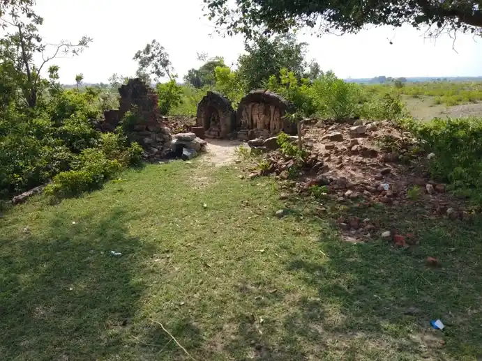Arulmigu Veeramuthiriyar Temple, Kaveripalayam - 621718 Arulmigu Veeramuthiriyar Temple,  - 621718, Ariyalur - Ancient Temple Architecture and History Image 4