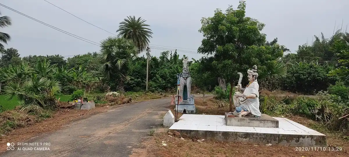 Arulmigu Veeran Temple, Sivapurani - 609804 அருள்மிகு வீரன் திருக்கோயில், Sivapurani - 609804, Thanjavur - Ancient Temple Architecture and History Image 4