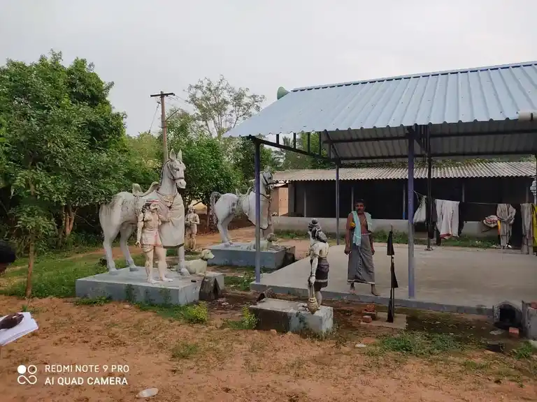 Arulmigu Veeran Temple, Sripuranthan - 621701 அருள்மிகு வீரனார் திருக்கோயில், ஸ்ரீபுரந்தான் - 621701, Ariyalur - Ancient Temple Architecture and History Image 2