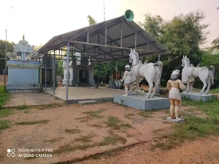 Arulmigu Veeran Temple, Sripuranthan - 621701 அருள்மிகு வீரனார் திருக்கோயில், ஸ்ரீபுரந்தான் - 621701, Ariyalur - Ancient Temple Architecture and History Image 4