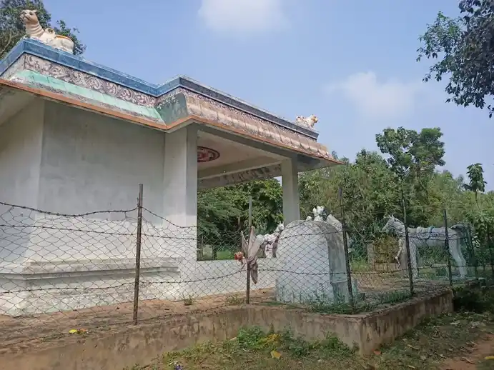 Arulmigu Veeranaar Temple, Vangudi - 612903 அருள்மிகு வீரனார் திருக்கோயில், Vangudi - 612903, Ariyalur - Ancient Temple Architecture and History Image 4