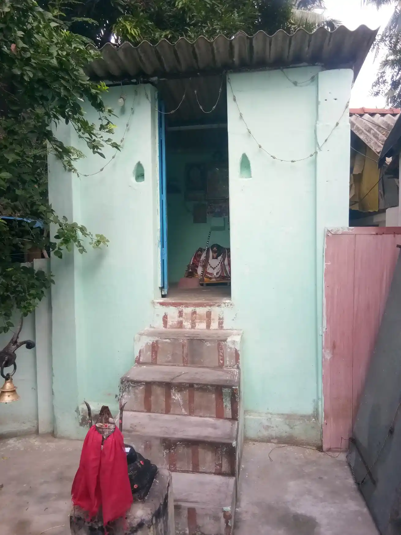 Arulmigu Veeranar Ayyanar Temple, Papanasam - 614205 அருள்மிகு அய்யனார், வீரப்பெருமாள் திருக்கோயில், Papanasam - 614205, Thanjavur - Ancient Temple Architecture and History Image 3