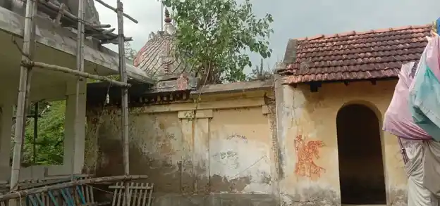 Arulmigu Veeranar Ayyanar Temple, Sernthamangalam - 612701 அருள்மிகு வீரனார் அய்யனார் திருக்கோயில், Sernthamangalam - 612701, Thiruvarur - Ancient Temple Architecture and History Image 2