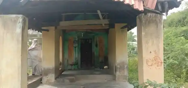 Arulmigu Veeranar Ayyanar Temple, Sernthamangalam - 612701 அருள்மிகு வீரனார் அய்யனார் திருக்கோயில், Sernthamangalam - 612701, Thiruvarur - Ancient Temple Architecture and History Image 9