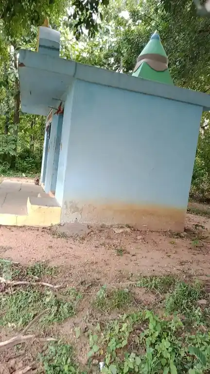 Arulmigu Veeranar Temple, Alagapuram - 608901 Arulmigu Veeranar Temple, Alagapuram - 608901, Ariyalur - Ancient Temple Architecture and History Image 3