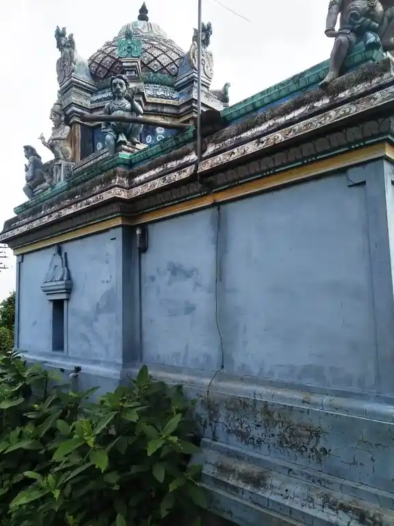 Arulmigu Veeranar Temple, Erukoor - 609110 அருள்மிகு வீரனார் திருக்கோயில், Sirkali - 609110, Mayiladuthurai - Ancient Temple Architecture and History Image 2