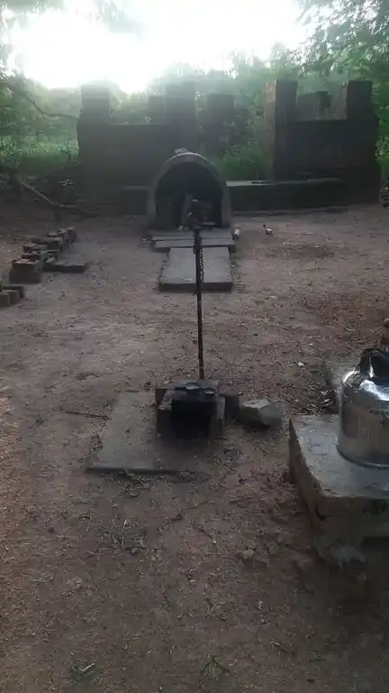 Arulmigu Veeranar Temple, Idaikattu - 621901 Temple