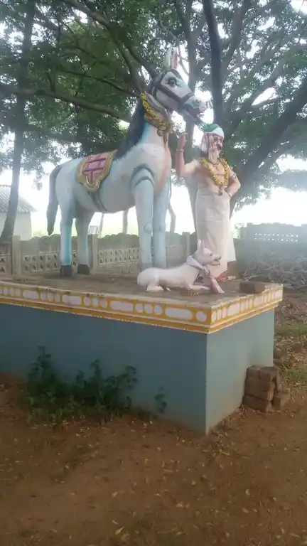 Arulmigu Veeranar Temple, Idankanni - 612904 அருள்மிகு வீரனார் திருக்கோயில், Idankanni - 612904, Ariyalur - Ancient Temple Architecture and History Image 4