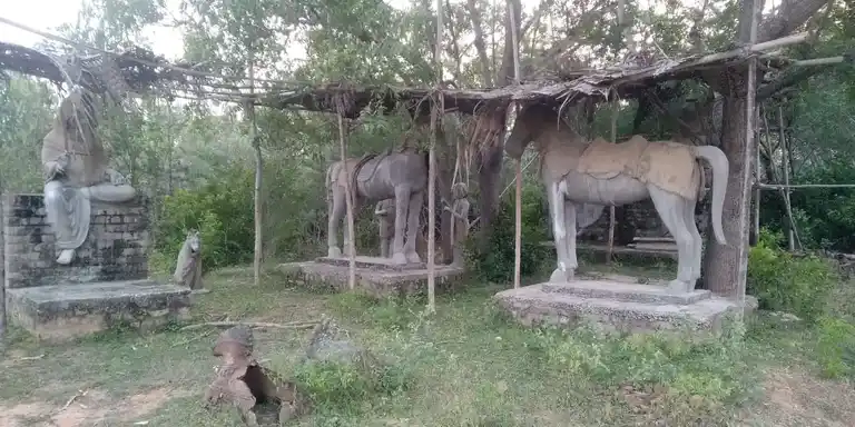 Arulmigu Veeranar Temple, Iyyappanayakkanpettai, Vangudi - 612903 Temple