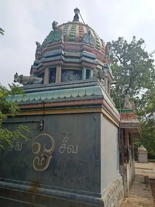 Arulmigu Veeranar Temple, Kundaveli - 612903 அருள்மிகு வீரனார் திருக்கோயில், Kundaveli - 612903, Ariyalur - Ancient Temple Architecture and History Image 3