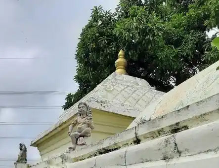 Arulmigu Veeranar Temple, Madhurandaganallur - 608201 அருள்மிகு வீரனார் திருக்கோயில், Madhurandaganallur - 608201, Cuddalore - Ancient Temple Architecture and History Image 13