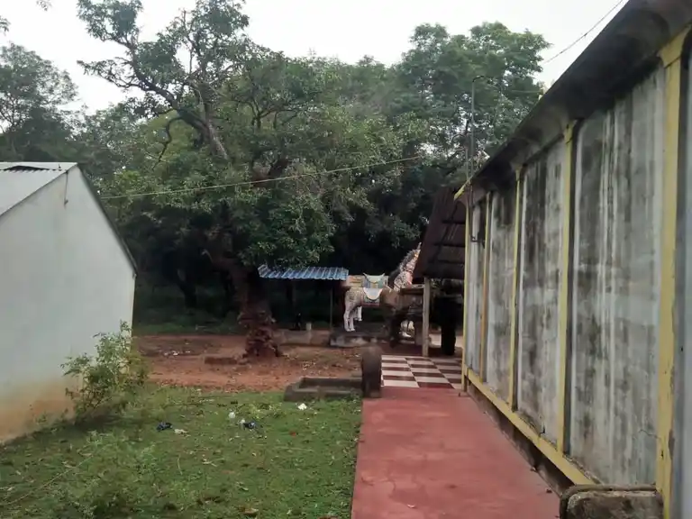 Arulmigu Veeranar Temple, Puthuppalayam - 621719 Temple